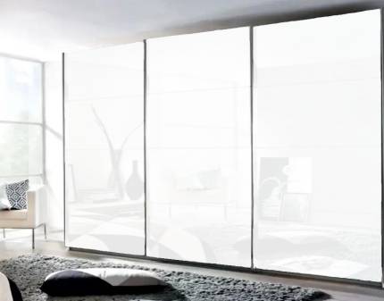 Dulap cu usi glisante KULMBACH 361x210x62cm alb alpin/ 3 usi sticla alba configurabil  