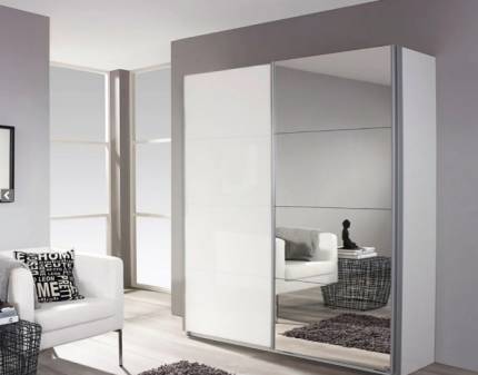 Dulap cu usi glisante MINOSA 181x197x48cm alb alpin/ oglinda, maner aluminiu